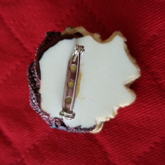 Holiday pin - Picture 3 of 3